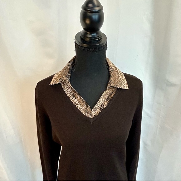 DENVER Hayes Dark chocolate brown knit sweater snake print collar/cuff Sz L - Picture 2 of 13